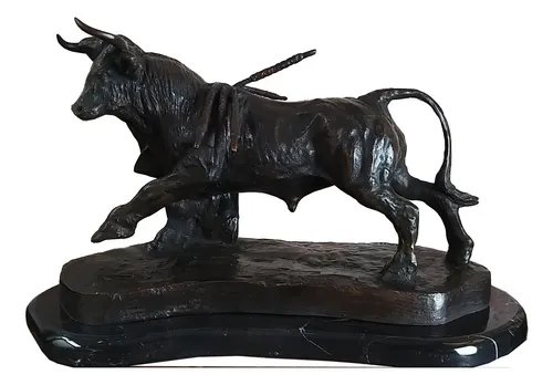 Escultura Toro Con Capote Bronce Original Certificado